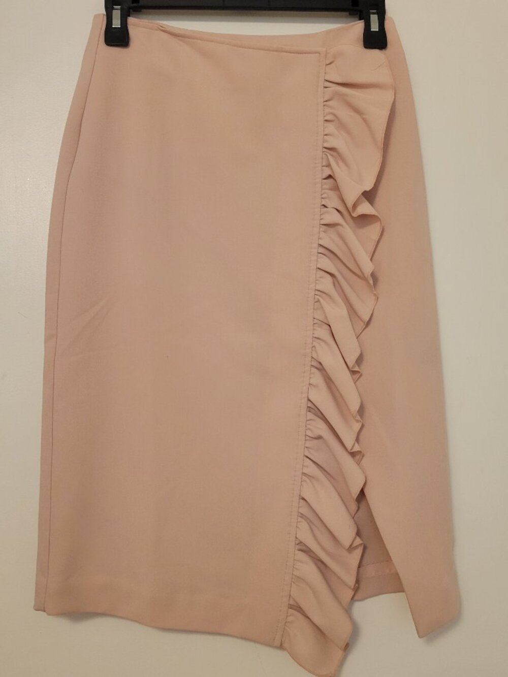 Pencil Skirt with Ruffle and Slit